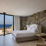 Villa 5 Bedroom With Pool, Sunset Views, Direct Access To The Sea *
