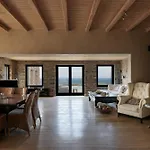 5 Bedroom With Pool, Sunset Views, Direct Access To The Sea