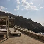 5 Bedroom With Pool, Sunset Views, Direct Access To The Sea Melissaki