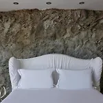 5 Bedroom With Pool, Sunset Views, Direct Access To The Sea