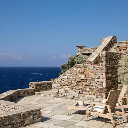 5 Bedroom With Pool, Sunset Views, Direct Access To The Sea Villa *