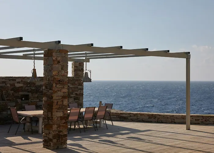 5 Bedroom With Pool, Sunset Views, Direct Access To The Sea * Melissaki