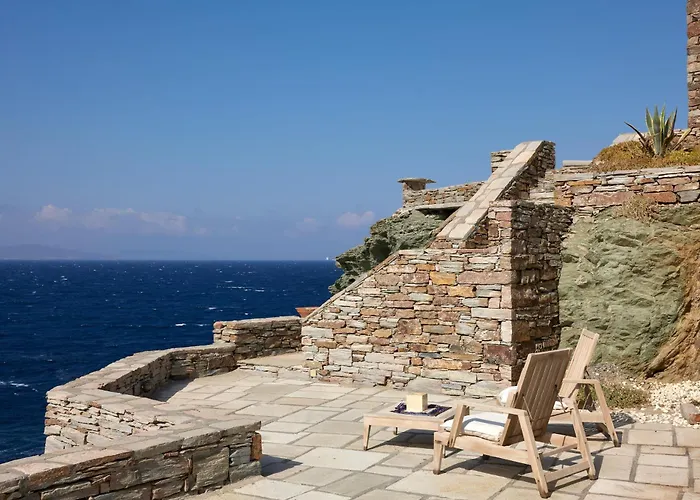 5 Bedroom With Pool, Sunset Views, Direct Access To The Sea Villa *